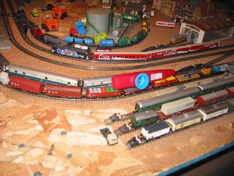 Z Scale Kazooing